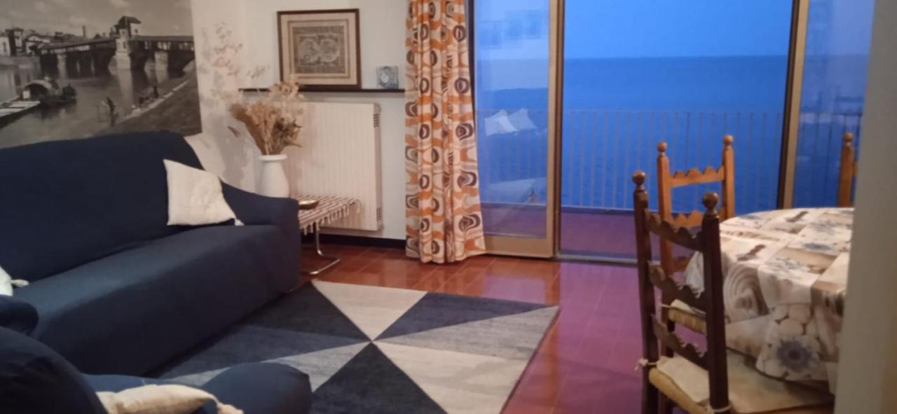 Appartamento Con Super Vista Sul Mare Arenzano Exterior foto