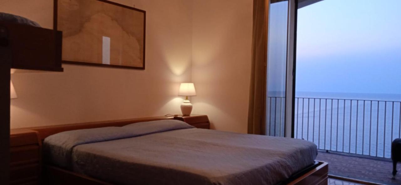 Appartamento Con Super Vista Sul Mare Arenzano Exterior foto